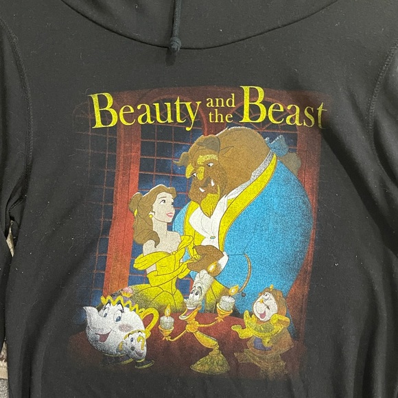 Beaty and the beast Disney pull over shirt - Picture 5 of 6